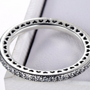 Anel de Prata 925 em embalagem sofisticada, perfeito para presentear com amor e elegante.