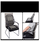 Assento ergonômico RelaxPad™ posicionado em uma cadeira de escritório.