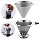 Beleza das partes do filtro com base e com sua tela, demonstrando a colocação do pó de café e da água