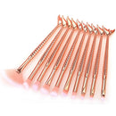 Cerdas macias e densas do Kit 10 Pincéis de Maquiagem Sereia para aplicação uniforme.