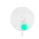 Luminária LED com sensor detectando movimento e acendendo automaticamente para mais segurança e praticidade