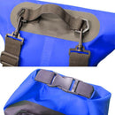 Espaço interno da Mochila Flutuante, ideal para armazenar roupas, eletrônicos e pertences essenciais com segurança.