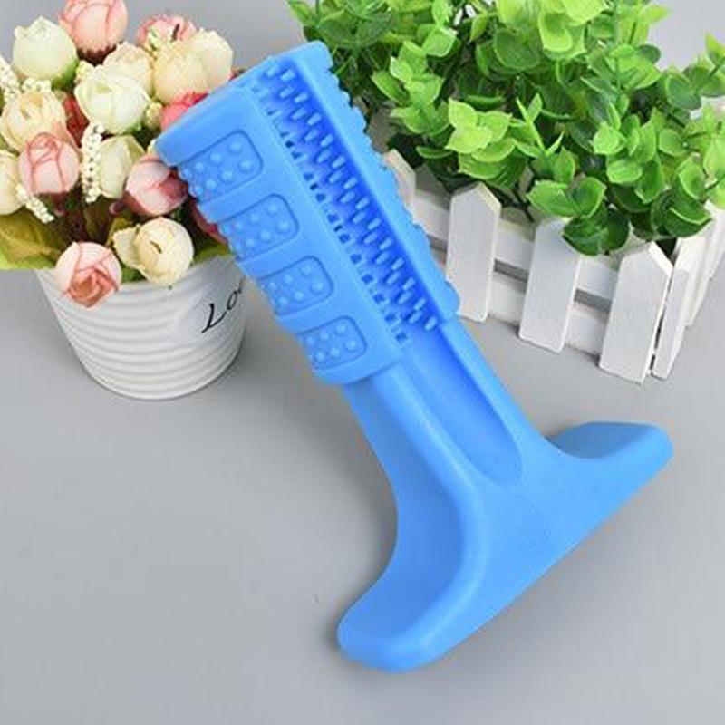 Brinquedo para cães feito de borracha atóxica e macia, garantindo segurança e conforto.
